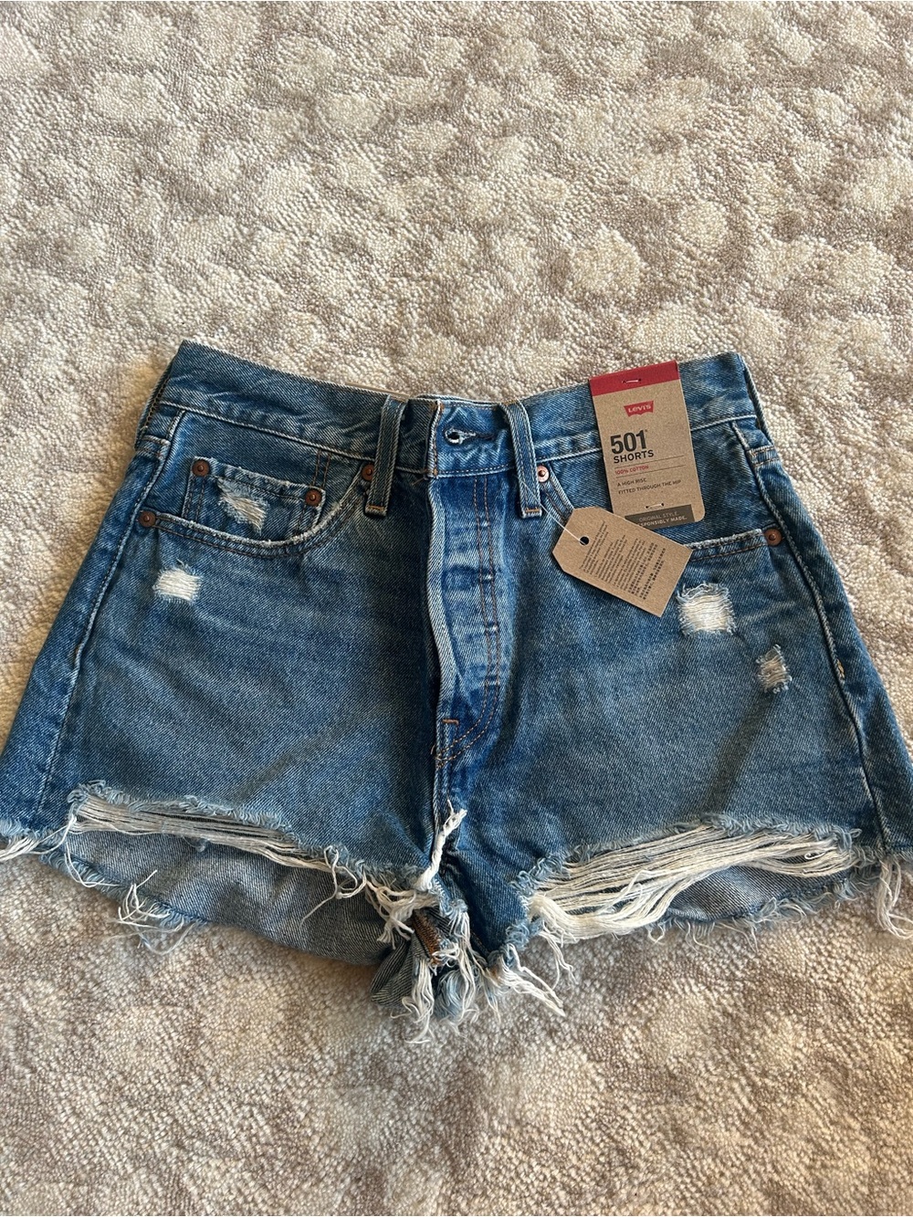 NWT LEVI JEAN SHORTS